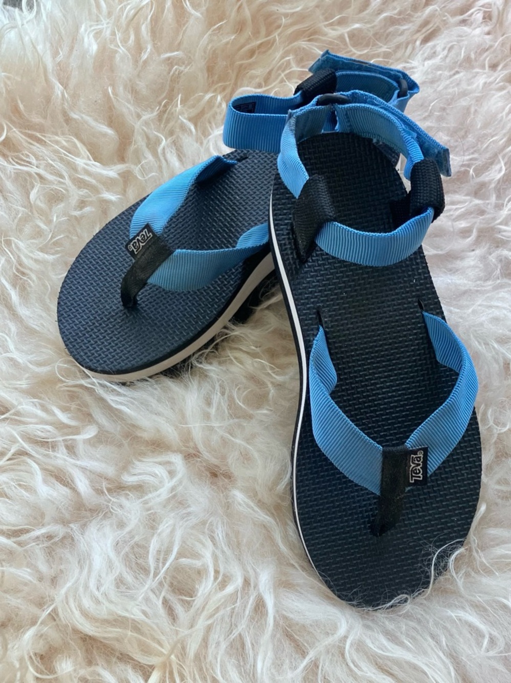 Teva Flatform Universal in Blue/ Black Sz 6 - Picture 3 of 10